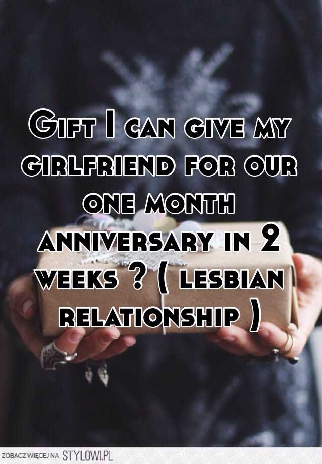 first month relationship gift
