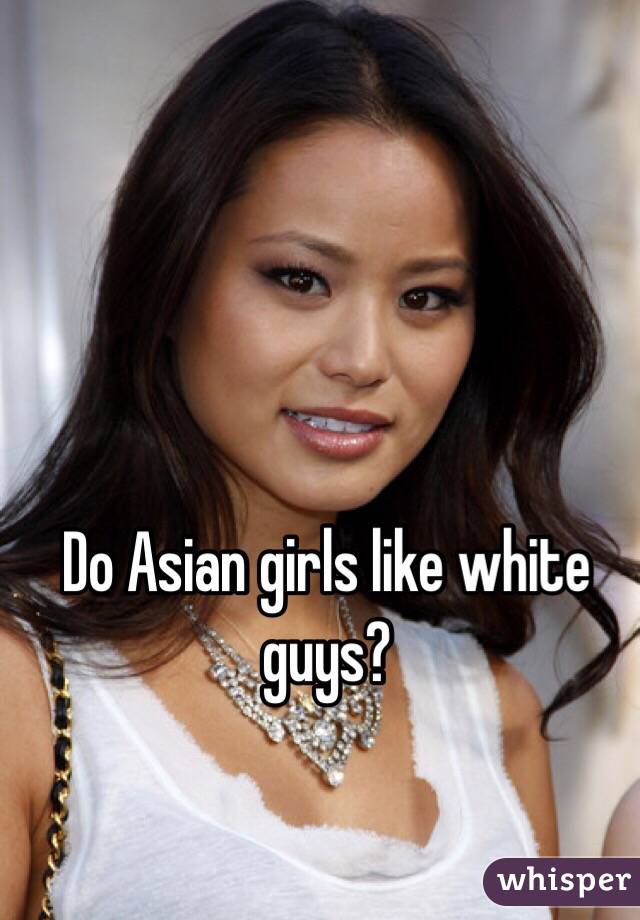 Asian girls pissing standing