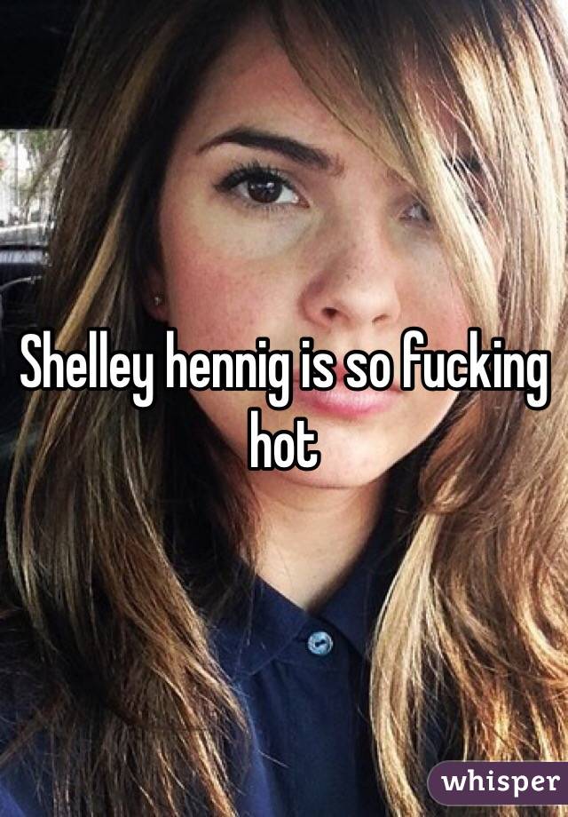 Shelley hennig hot