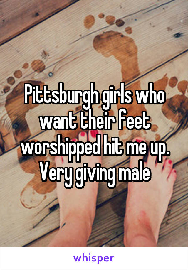 Male Feet Worshipped