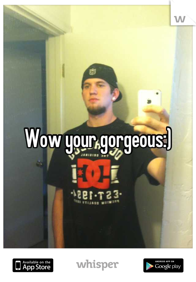 Wow your gorgeous:)