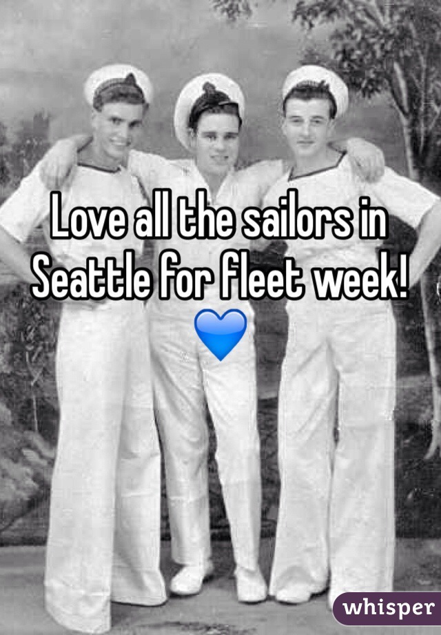 Love all the sailors in Seattle for fleet week! 💙