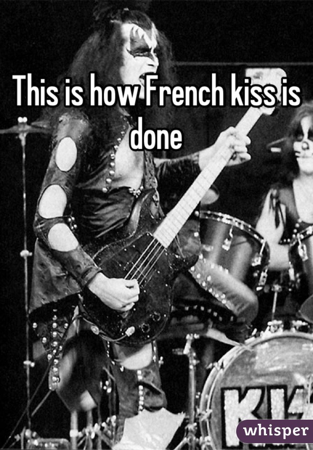 This is how French kiss is done