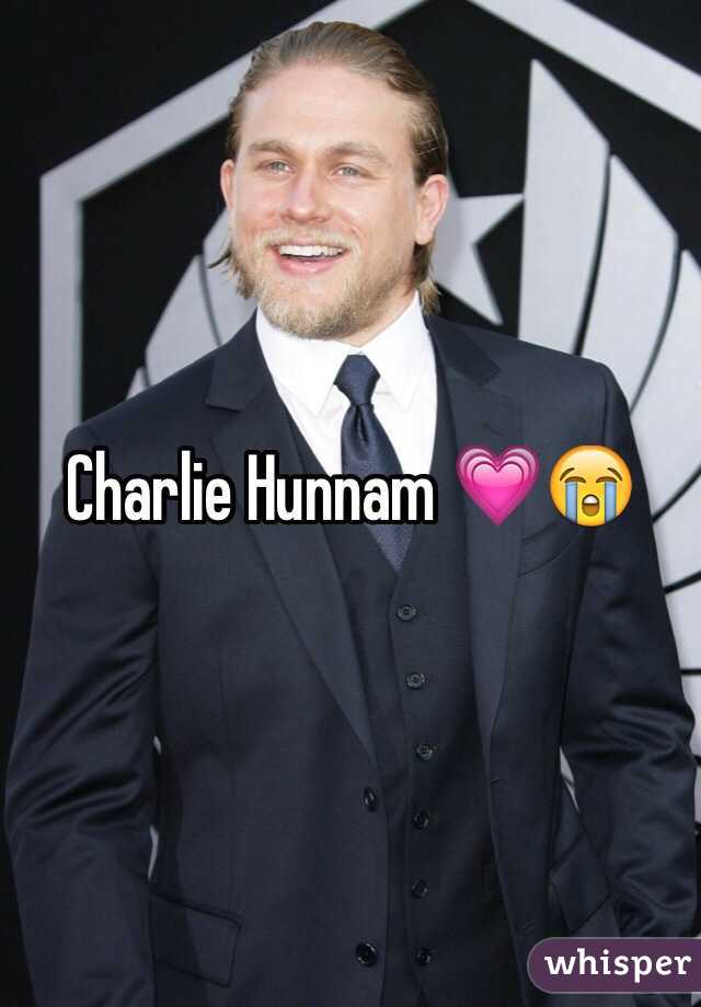 Charlie Hunnam 💗😭
