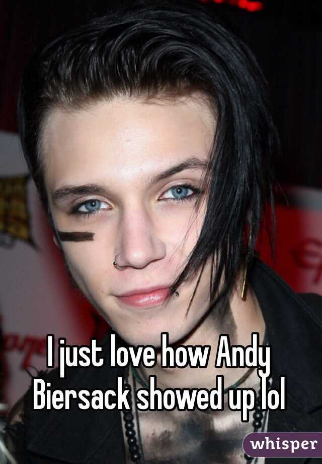 I just love how Andy Biersack showed up lol 