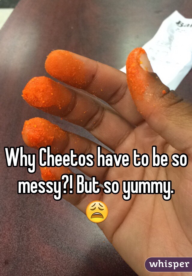 Why Cheetos have to be so messy?! But so yummy. 😩