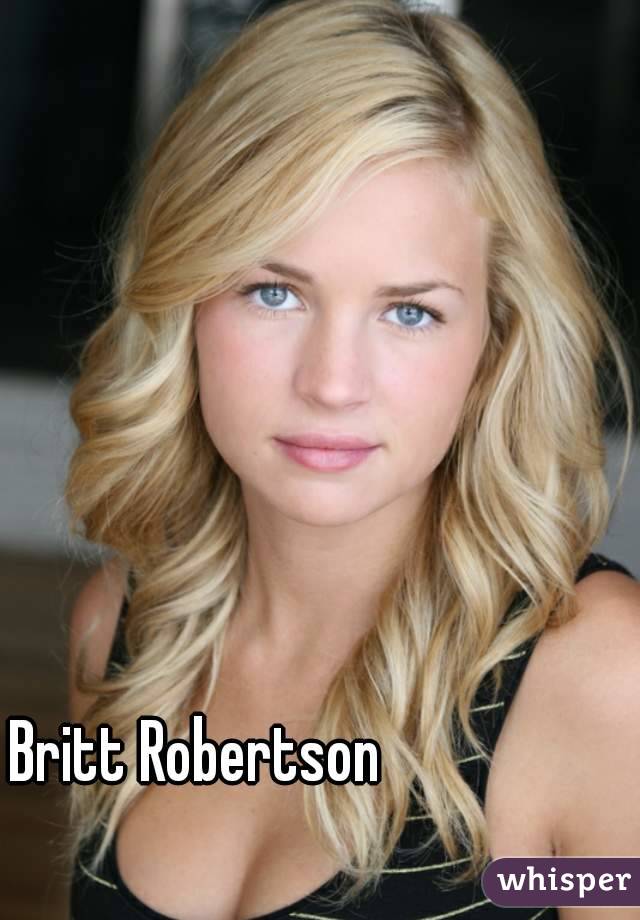 Britt Robertson 