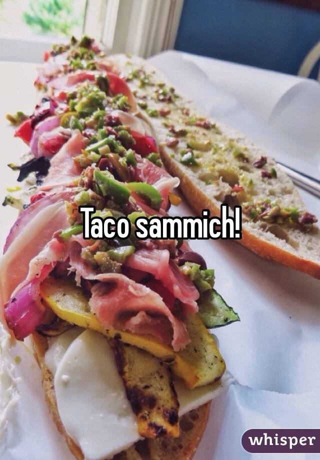 Taco sammich!