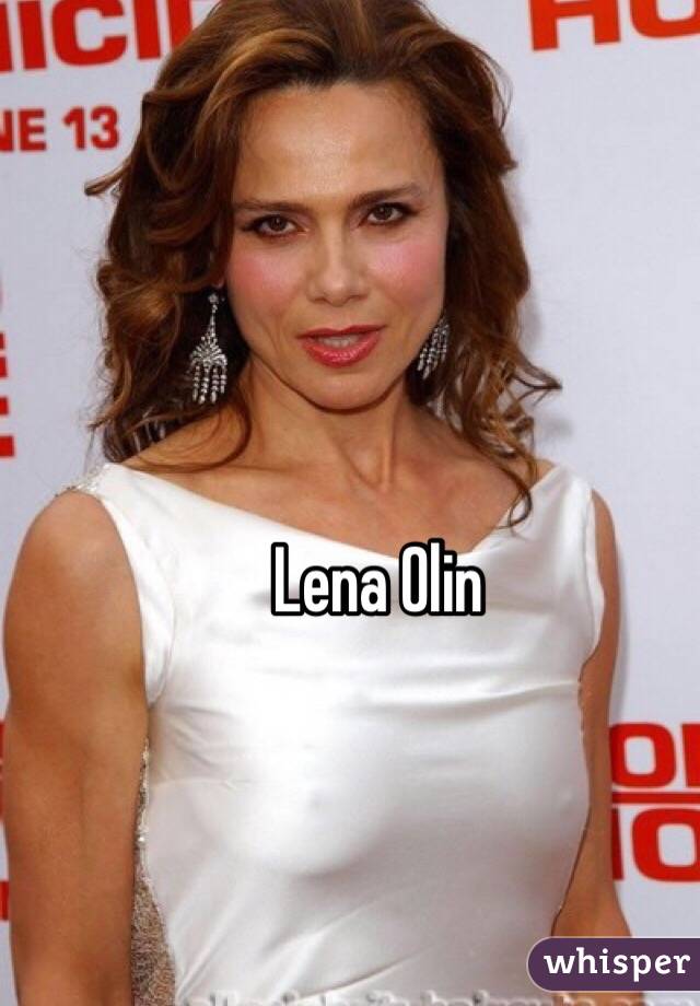 Lena Olin 