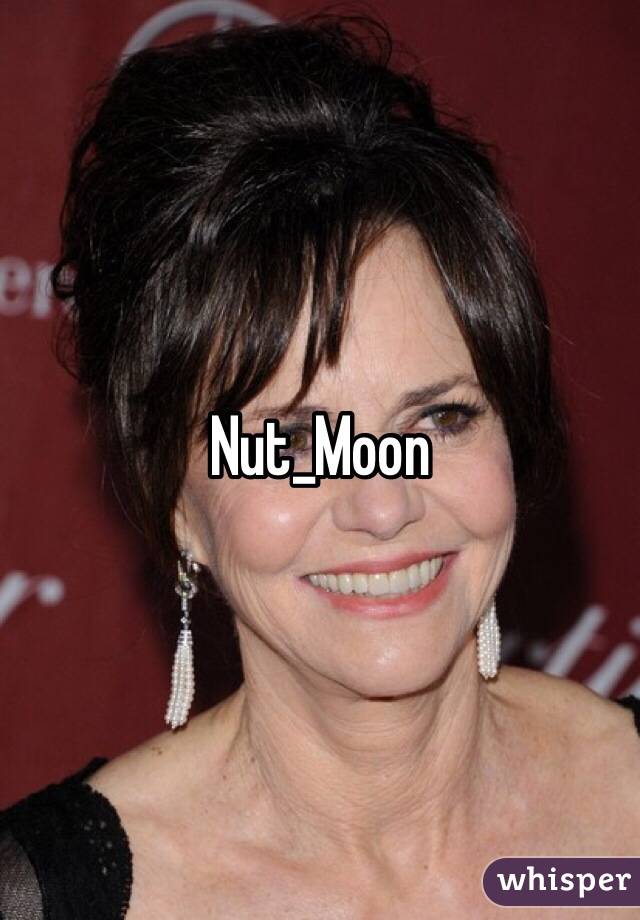 Nut_Moon