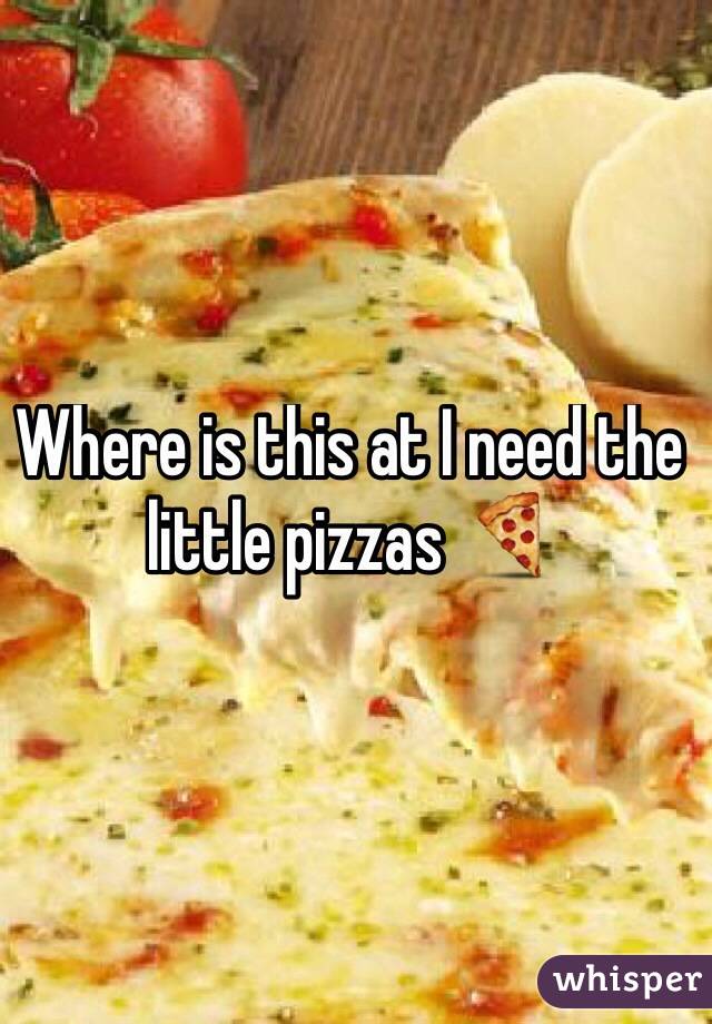 Where is this at I need the little pizzas 🍕
