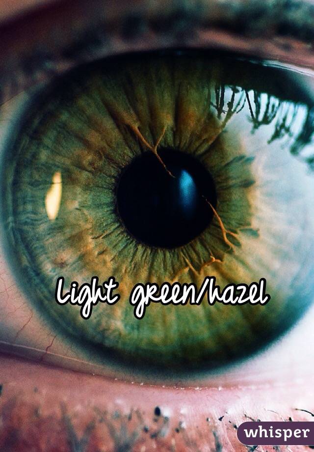 Light green/hazel