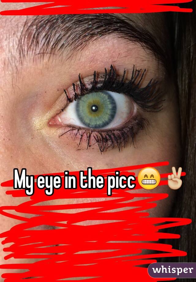 My eye in the picc😁✌🏼️