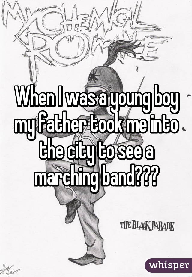 When I was a young boy my father took me into the city to see a marching band❤️🎶