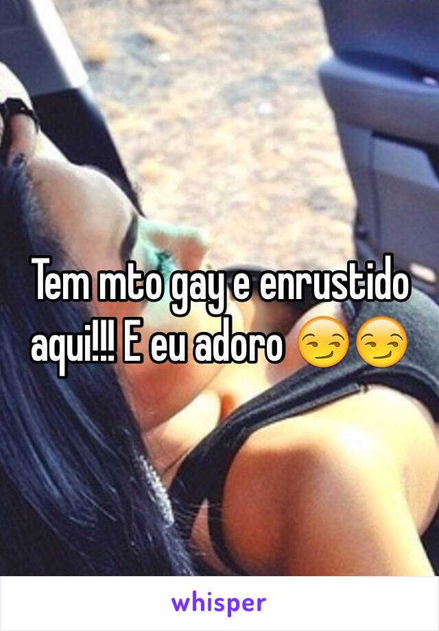 Tem mto gay e enrustido aqui!!! E eu adoro 😏😏