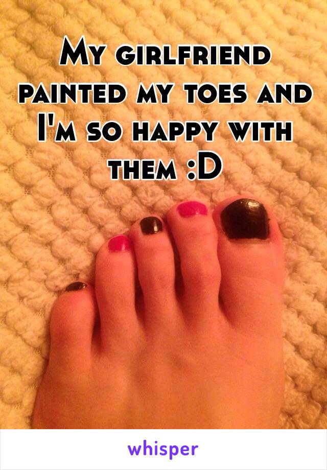 My girlfriend painted my toes and I'm so happy with them :D