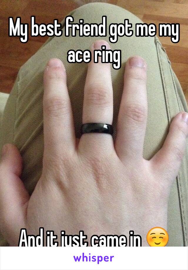 My best friend got me my ace ring






And it just came in ☺️