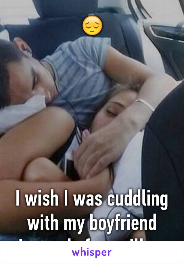 😔






I wish I was cuddling with my boyfriend instead of my pillow 