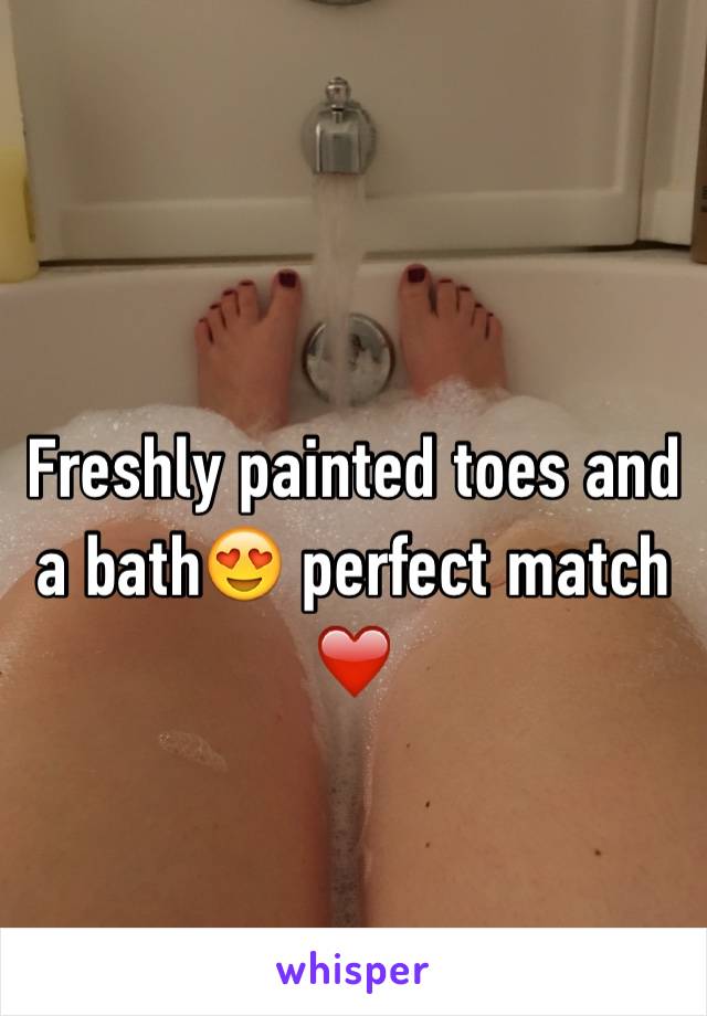 Freshly painted toes and a bath😍 perfect match ❤️