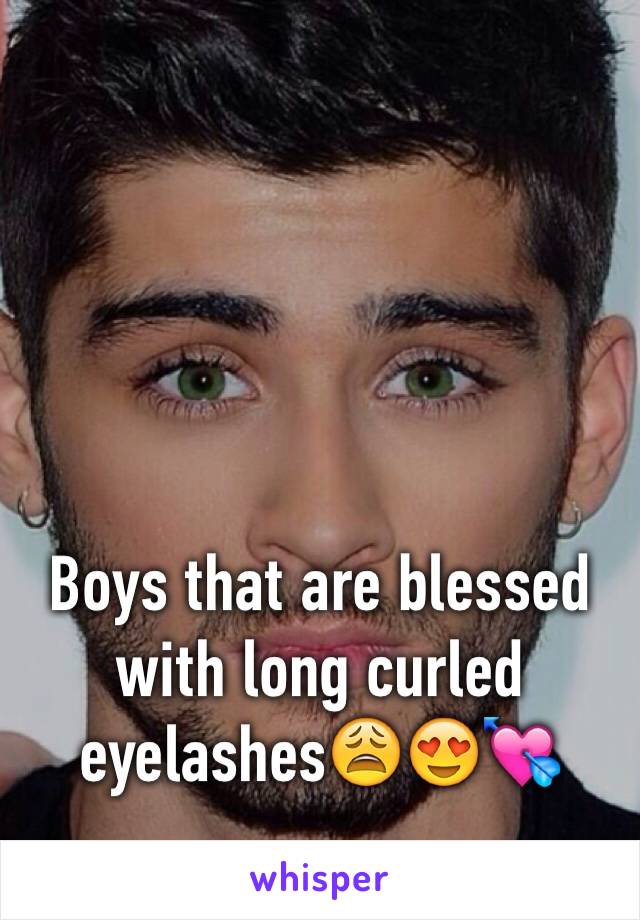 Boys that are blessed with long curled eyelashes😩😍💘