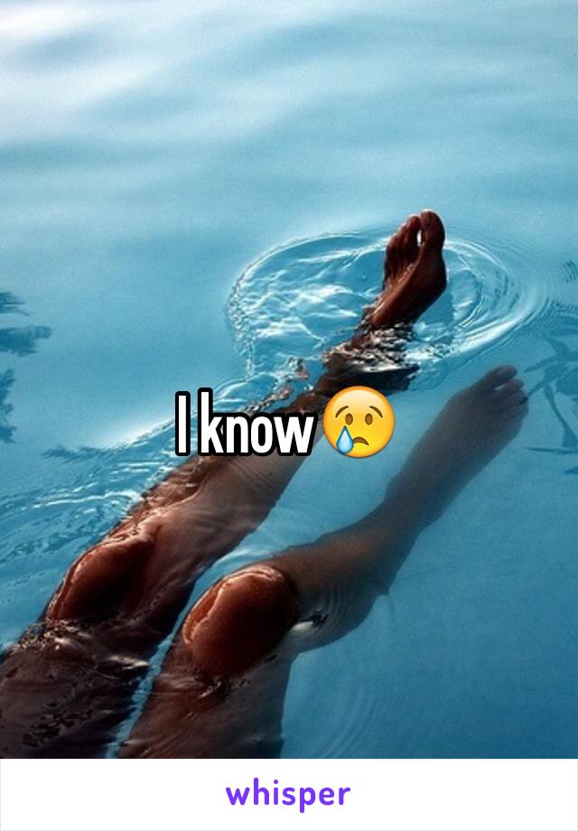 I know😢