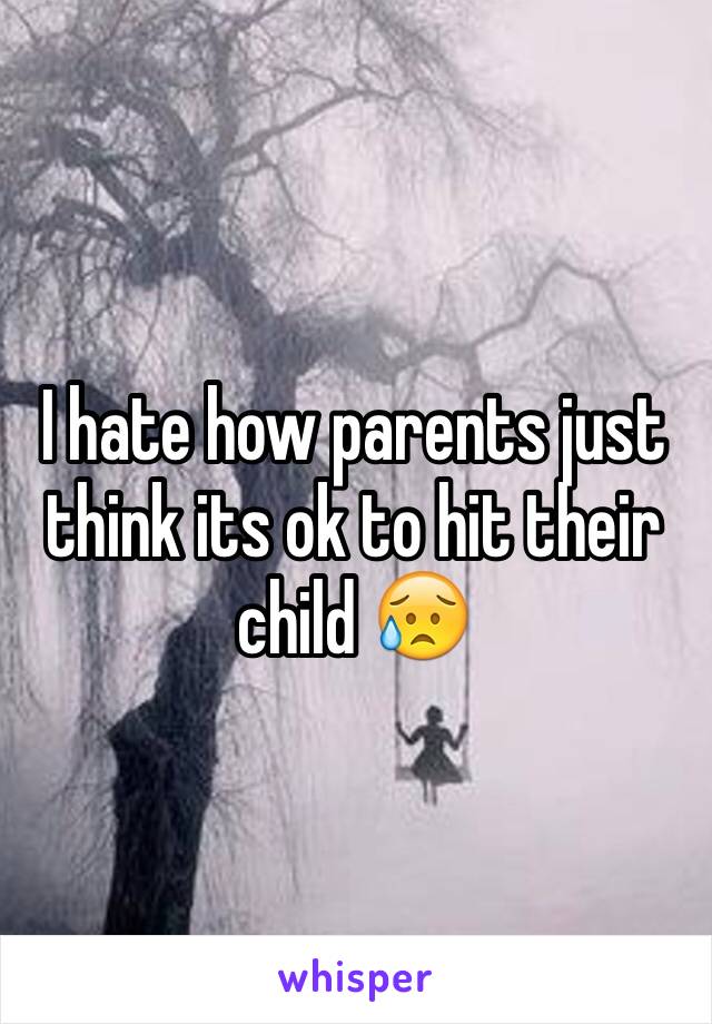 I hate how parents just think its ok to hit their child 😥