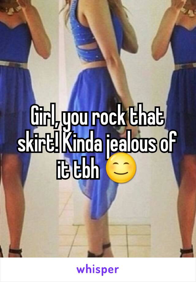 Girl, you rock that skirt! Kinda jealous of it tbh 😊