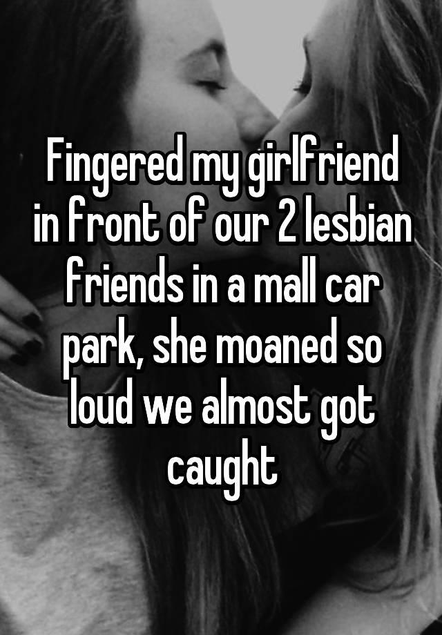 Lesbian Fingering Juicy Pussy