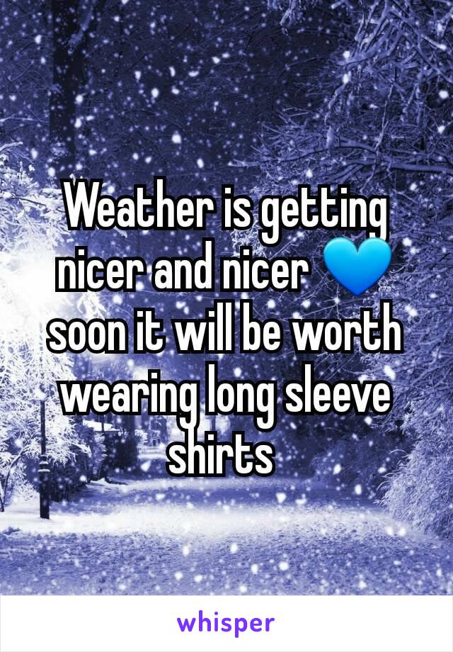 Weather is getting nicer and nicer 💙 soon it will be worth wearing long sleeve shirts 