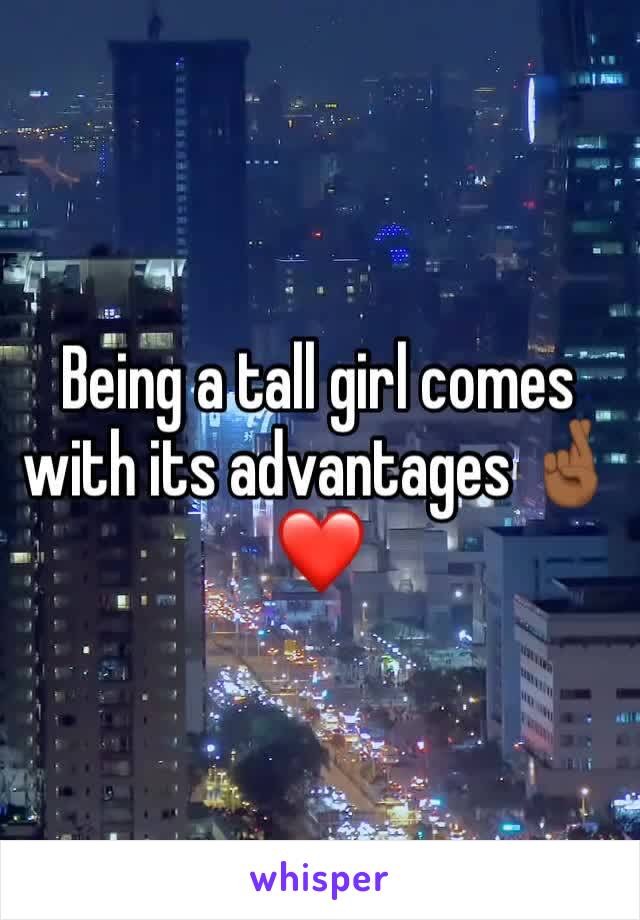 Being a tall girl comes with its advantages 🤞🏾❤️