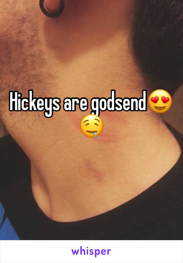 Hickeys are godsend😍🤤