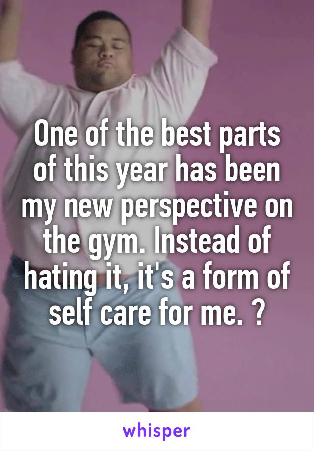 One of the best parts of this year has been my new perspective on the gym. Instead of hating it, it's a form of self care for me. 🖤