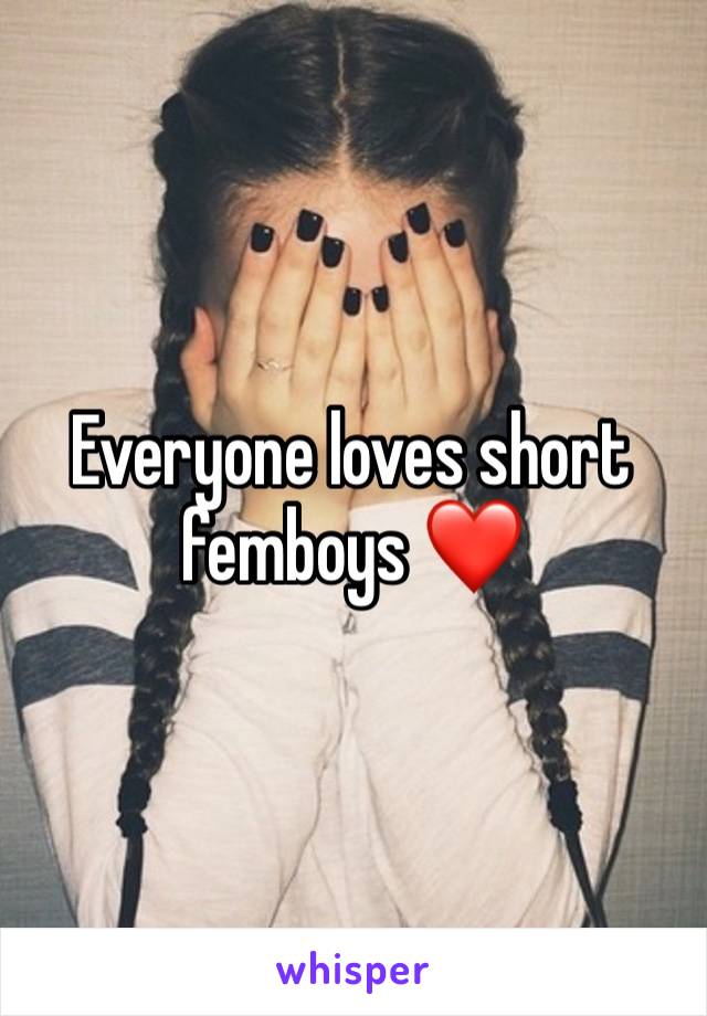 Everyone loves short femboys ❤️