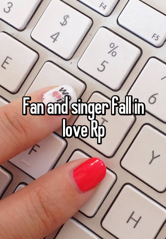 Fan and singer fall in love Rp