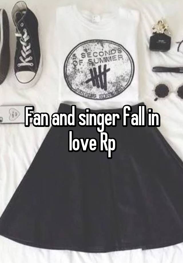 Fan and singer fall in love Rp