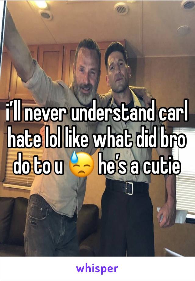 i’ll never understand carl hate lol like what did bro do to u 😓 he’s a cutie